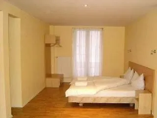 Hotel Budapester Hof 2*